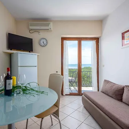 3 Apartment Drenje (Istria)
