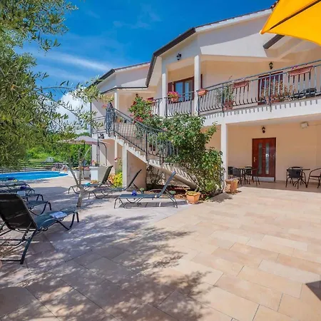 Apartament 3
