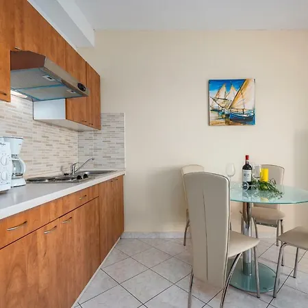 Apartment 3