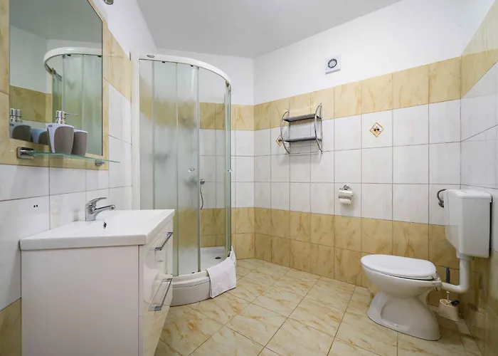 Apartman 3 *