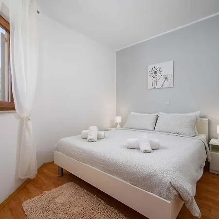 3 Apartamento *